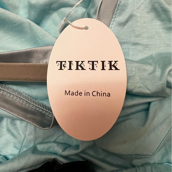 ***NWT*** TikTik Pajama Set - Picture 5 of 8